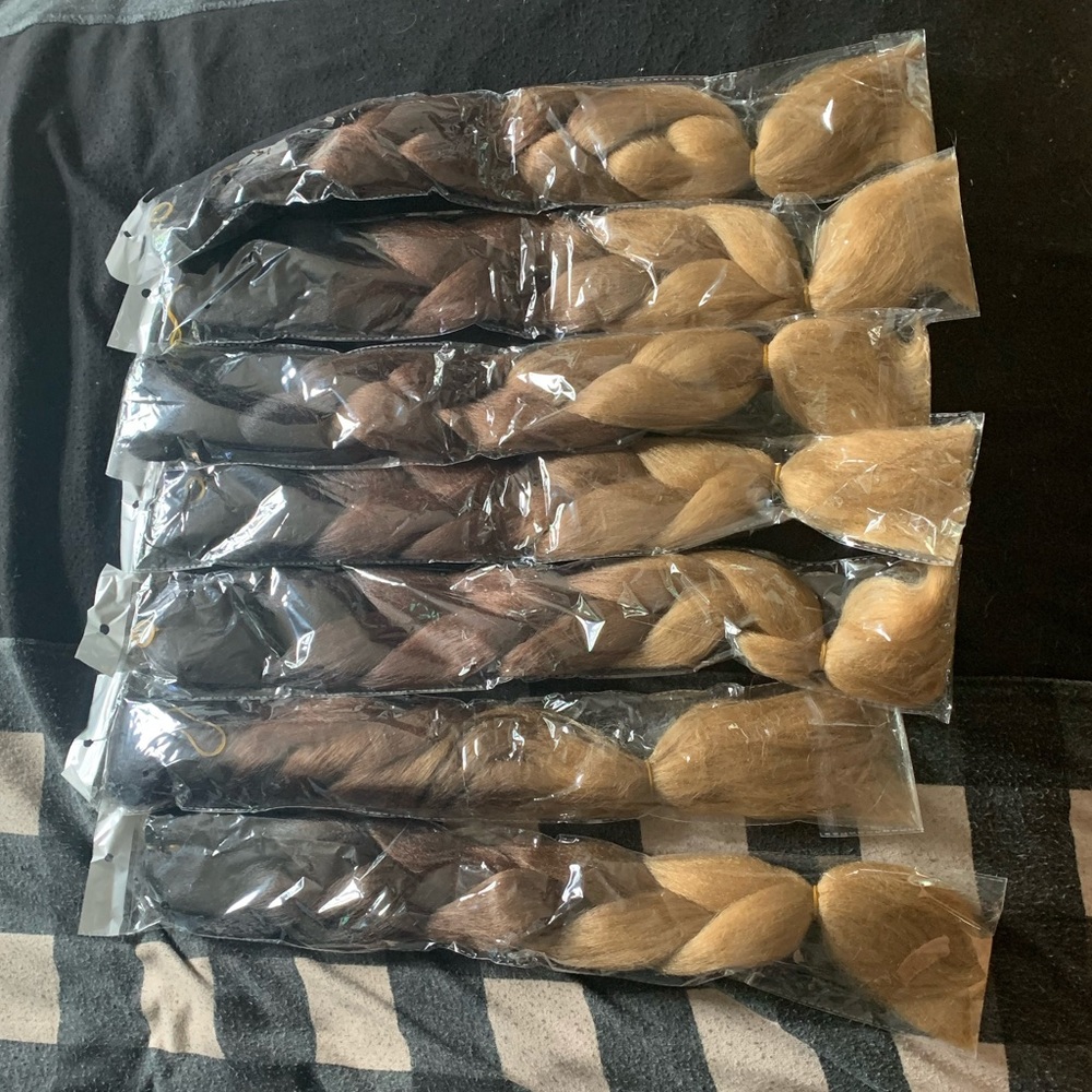 7 bundles of 22” black-brown-blonde ombré hair